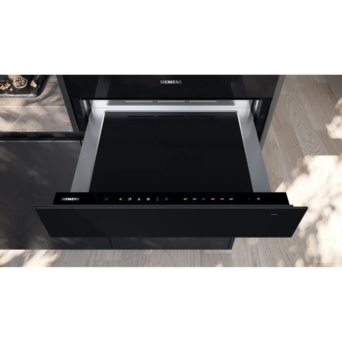 Siemens BI710C1B1B - Black Warming Drawer - 20L Capacity - Push Pull Opening