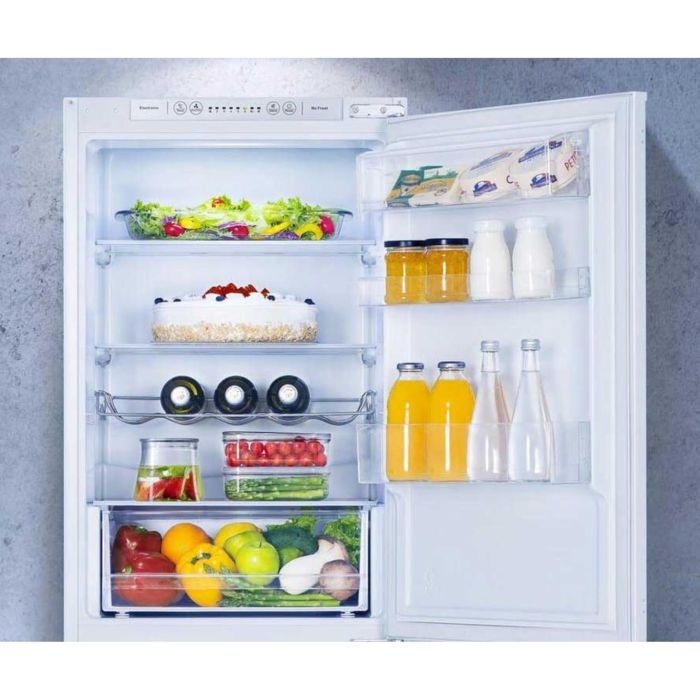 Teknix BITH50FFE - Integrated Fridge Freezer - 148L/85L - E Energy