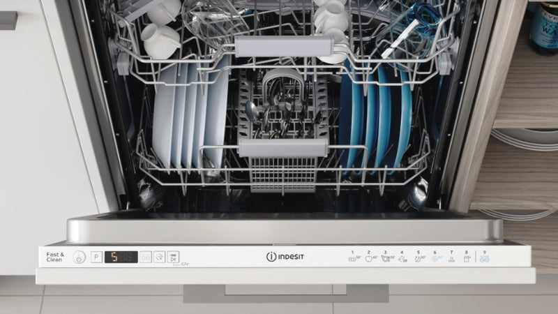 Indesit D2I HD526 UK - Integrated Dishwasher - E energy