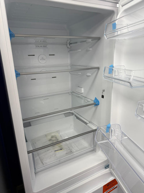 Hotpoint H5X 82O W - White Freestanding 70/30 Auto Defrost Fridge Freezer - E energy - Display