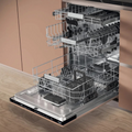 Hotpoint H8I HP42 L UK - Black Integrated Dishwasher - C energy - Display