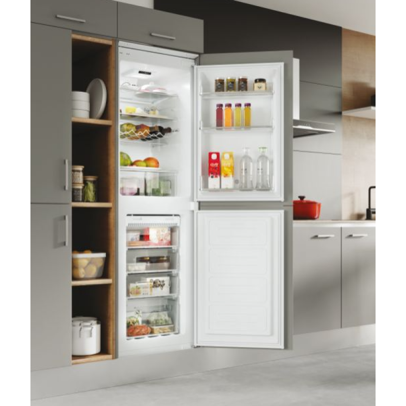 Hoover HOBES50N518FVK - White Integrated 50/50 Frost Free Fridge Freezer - F energy