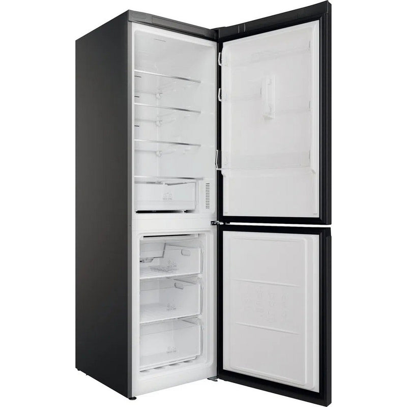 Hotpoint H5X 82O SK - Black Freestanding 70/30 Frost Free Fridge Freezer - E energy