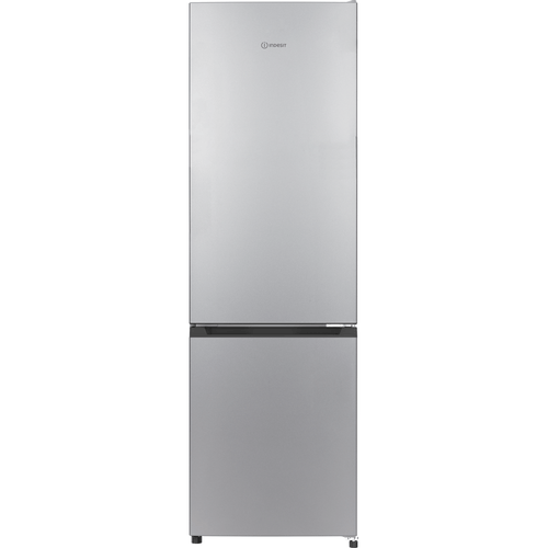 Indesit INKS 8261 S4UK silver fridge freezer – front view