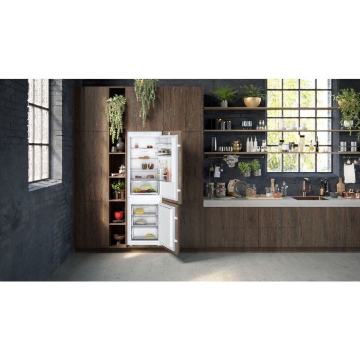 Neff KI7862SE0G - Integrated 60/40 Frost Free Fridge Freezer - E energy