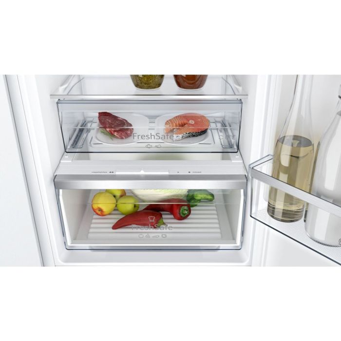 Neff KI7862SE0G - Integrated 60/40 Frost Free Fridge Freezer - E energy