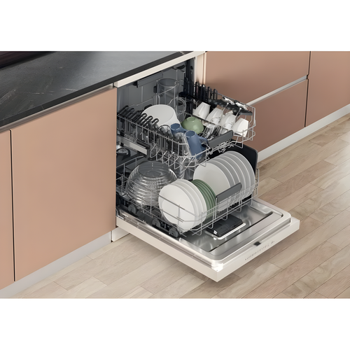 Hotpoint H7FHS51WUK - White Freestanding Full Size Dishwasher - Third Rack - B Energy