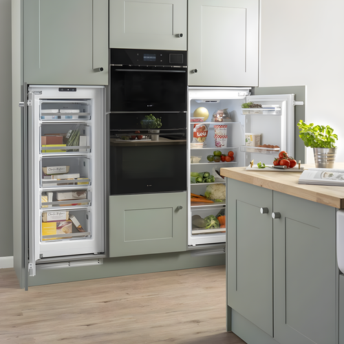 Caple RiL126 - 122cm Integrated Larder Fridge - E Energy Rating