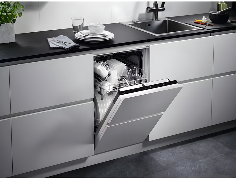AEG FSE52407Z - Fully Integrated Slimline Dishwasher - 9 Place Settings - E Rated