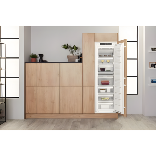 Hotpoint HF 1801 E F1 UK - White Built-in Freezer - 210L - F Energy Rating