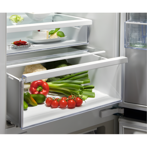 AEG OSC6M191ES - White Integrated Fridge Freezer - 207L/62L - E Energy