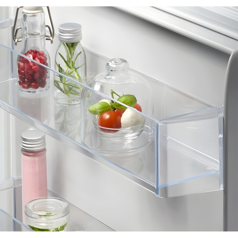 AEG NSC5S18ZES - White 70/30 Integrated Fridge Freezer - 271L - E Energy Rating