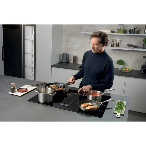 Haier HAIH82MTMCF - Black Induction Hob - 4 Zones - 81.5cm