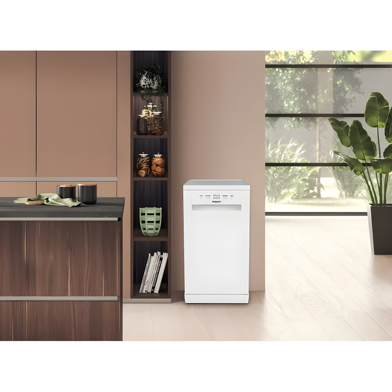 Hotpoint HP2FD10CS90WUK - White Freestanding Slimline Dishwasher - 10 Place Settings - D Energy