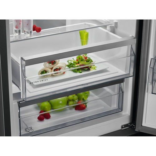 AEG RCB636E2MX - Stainless steel Freestanding Frost Free Fridge Freezer - E energy