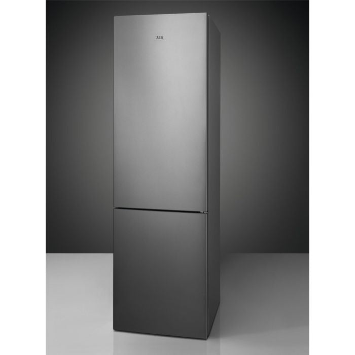 AEG RCB636E2MX - Stainless steel Freestanding Frost Free Fridge Freezer - E energy