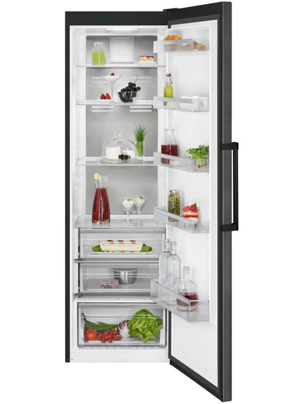 AEG RKB738E3MB - Black Freestanding Auto Defrost Fridge - E energy