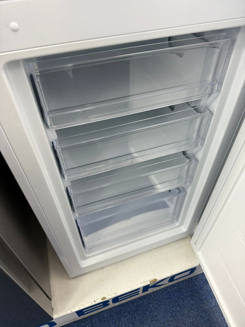 sia SFF17650W - White Freestanding 50/50 Fridge Freezer - F energy - Display