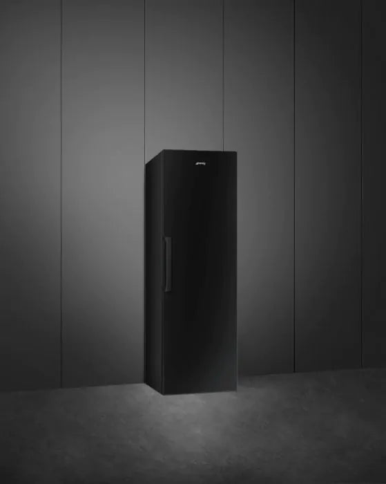 Smeg UKFS18EV2HB - Black Larder Auto Defrost Fridge - E energy - Display